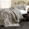 Queen size 3-Piece Quilt Set 100-Percent Cotton in Black White Damask